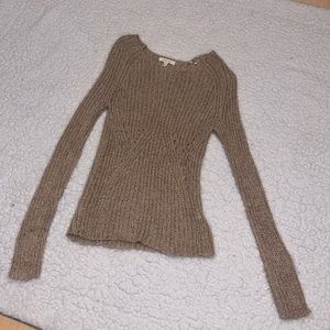 Super cozy sweater! Never been worn!